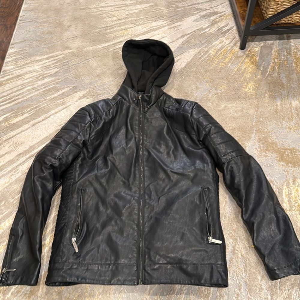 American Breed Pleather fleece lined motorcycle Jacket Black with hoodie EUC